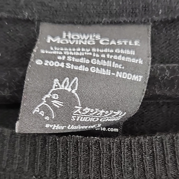 Her Universe Howels Moving Castle  Sweater Size S Crewneck Fire Emoji Ghibli - Picture 2 of 7